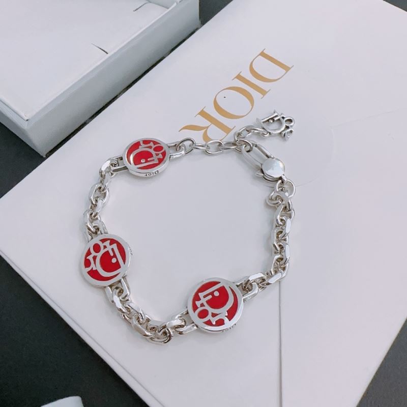 chr1st1an D10r bracelets